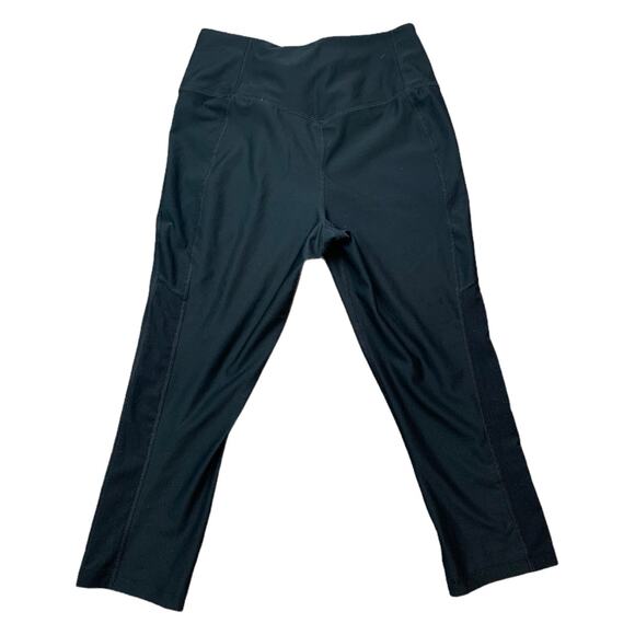 Nike Dri-Fit Capri Leggings - Picture 2 of 3